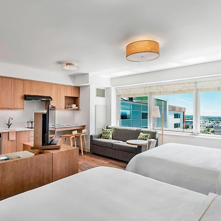 เอเลเมนต์ คัลการี แอร์พอร์ต Hotel คาลการี ภายนอก รูปภาพ